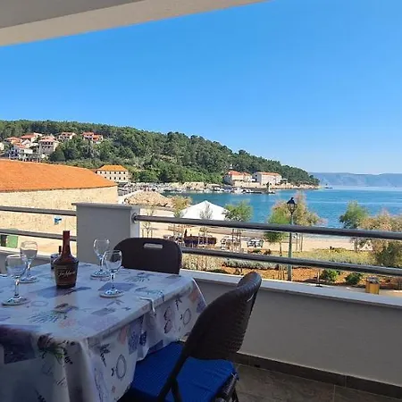 Apartment Apartment Sea View *