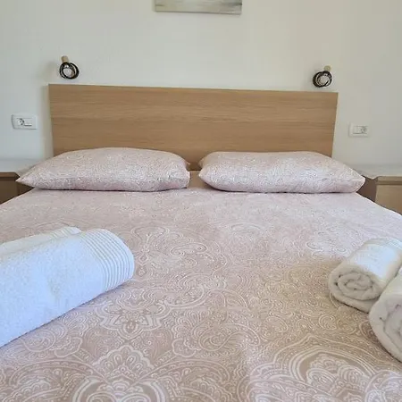 Apartment Sea View Jelsa (Hvar)